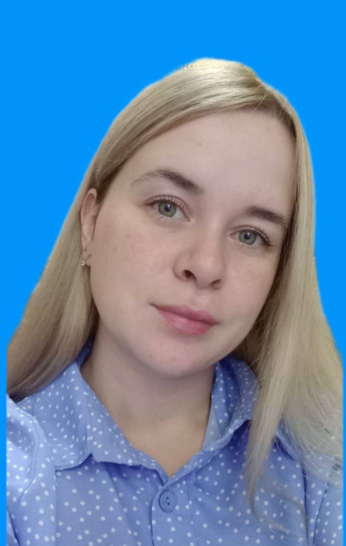 Воспитатель первой квалификационной категории Мартюшова Алина Витальевна.